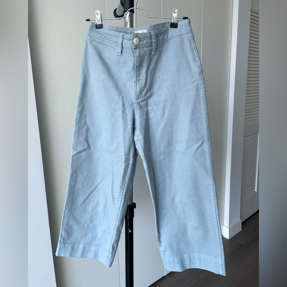 Madewell, like new, Slim Emmett Wide-Leg Crop light blue pant, petite